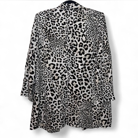 Chico’s Animal Print Open Front Blazer Jacket Medium White Black Brown - Picture 6 of 8
